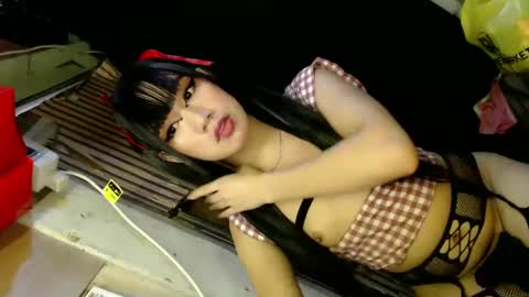 Snapshot of princess_thea123 chatting on January 3, 12:43 am  My Love online show from January 3, 12:43 am