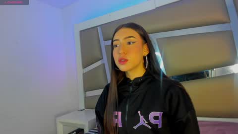 Snapshot of princess_tokyo_ chatting on January 27, 12:37 pm princess_tokyo_ online show from January 27, 12:37 pm