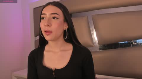 Snapshot of princess_tokyo_ chatting on February 5, 12:38 pm princess_tokyo_ online show from February 5, 12:38 pm