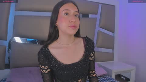 Snapshot of princess_tokyo_ chatting on February 6, 12:59 pm princess_tokyo_ online show from February 6, 12:59 pm