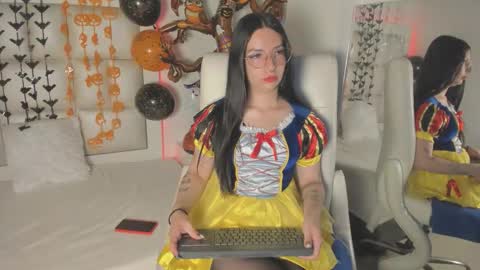 Snapshot of princess_tokyo_ chatting on October 14, 4:57 am princess_tokyo_ online show from October 14, 4:57 am
