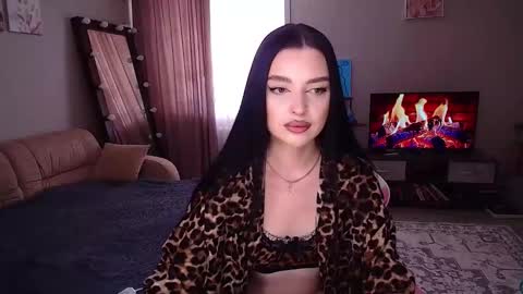 Snapshot of princessamira1 chatting on May 25, 6:41 am princessamira1 online show from May 25, 6:41 am