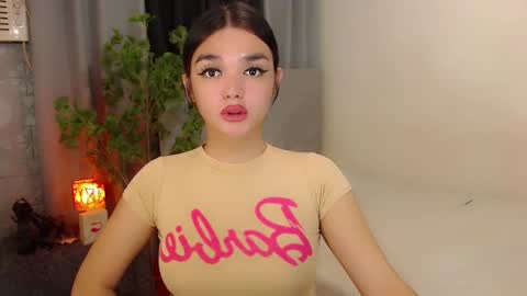 Snapshot of princesshugecumontop chatting on January 11, 10:51 am PrincessDONT FORGET TO FOLLOW ME online show from January 11, 10:51 am