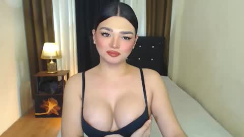 PrincessDONT FORGET TO FOLLOW ME online show from May 1, 6:56 pm