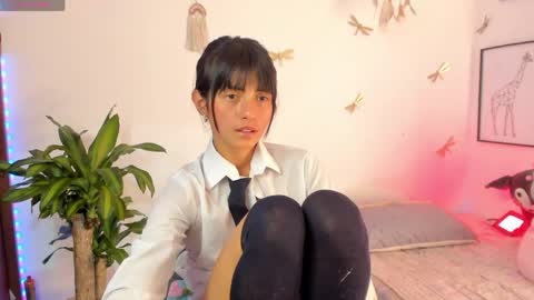 princessluna_14 online show from April 13, 8:47 pm