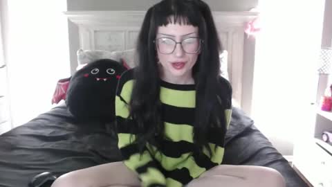 Snapshot of princessminxxy chatting on February 28, 9:12 pm princessminxxy online show from February 28, 9:12 pm