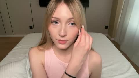 Snapshot of princessmood chatting on May 28, 4:37 pm Kate online show from May 28, 4:37 pm