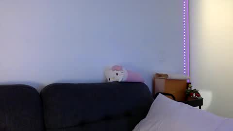 PrincessPinky444 online show from April 12, 2:49 am