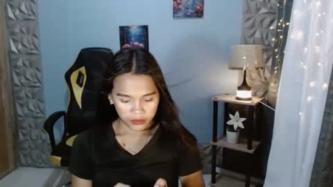 princessrynn online show from November 20, 9:31 am