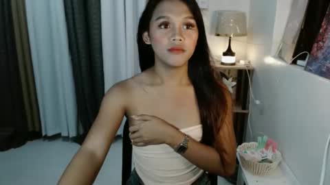 princessrynn online show from February 4, 10:10 am