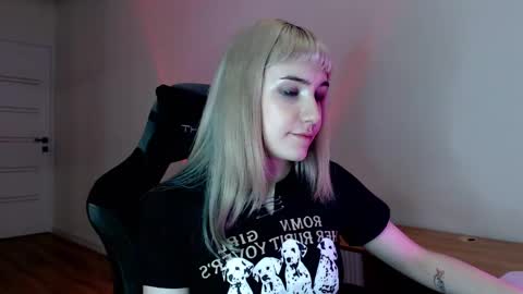 18 y.o online show from February 19, 7:38 pm