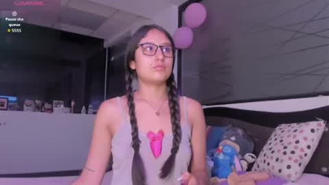 Valentina online show from April 18, 10:19 am