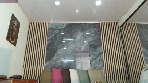 priscilarainbow online show from February 7, 8:53 pm