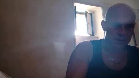Snapshot of privatetour369 chatting on June 3, 4:45 pm privatetour369 online show from June 3, 4:45 pm