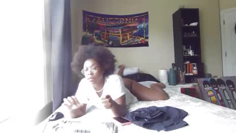 Snapshot of productivepussy chatting on December 1, 7:30 pm ProductivePorn online show from December 1, 7:30 pm