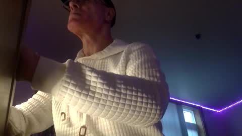 ProfNUWear online show from February 2, 10:30 pm