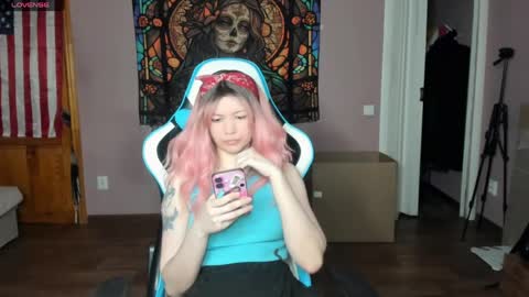 Di online show from April 23, 12:29 pm