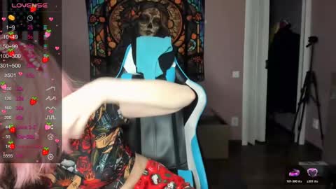 Di online show from April 27, 3:04 am