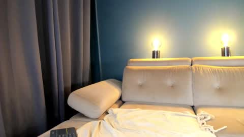 Snapshot of project_raven chatting on September 12, 6:30 pm Raven  but you can call me sweetie or honey too  online show from September 12, 6:30 pm