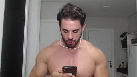 promuscles4u online show from December 28, 11:37 pm