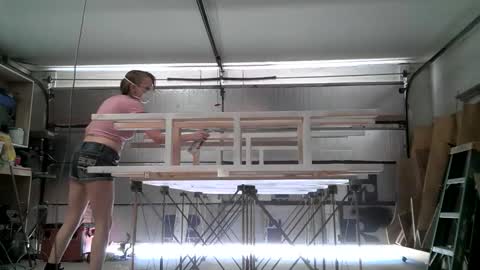 Properfuct online show from April 21, 8:34 pm