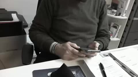 mature hairy guy online show from December 5, 5:31 pm