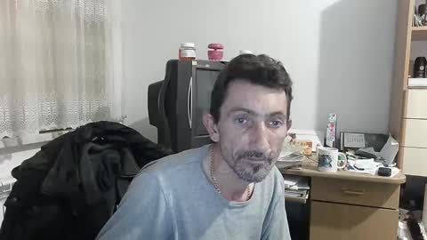 Snapshot of prosexualny chatting on December 8, 8:58 pm Mariusz online show from December 8, 8:58 pm