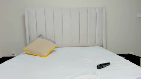 proudafricaka online show from December 4, 2:43 am