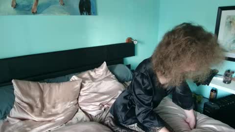 prxscillia_tx online show from September 22, 6:48 am