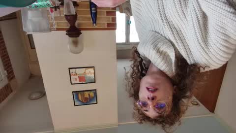 prxscillia_tx online show from February 19, 11:06 am