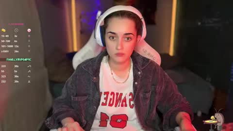 Snapshot of ps6pro chatting on November 11, 8:42 pm Queen of Pain online show from November 11, 8:42 pm