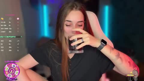 Snapshot of ps6pro chatting on November 27, 5:42 am Queen of Pain online show from November 27, 5:42 am