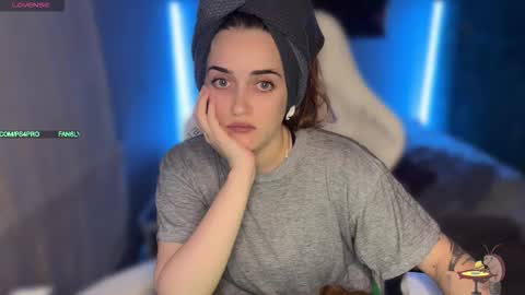 Snapshot of ps6pro chatting on December 5, 2:25 pm Queen of Pain online show from December 5, 2:25 pm