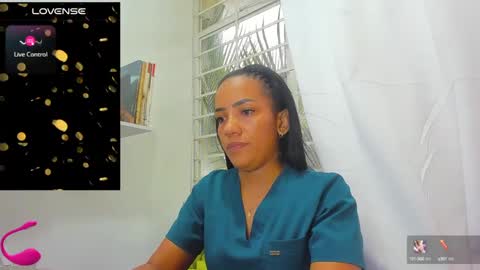 Snapshot of psique_naughty2 chatting on February 3, 9:07 pm psique_naughty2 online show from February 3, 9:07 pm