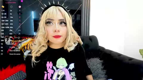 psycodoll online show from March 14, 12:21 pm