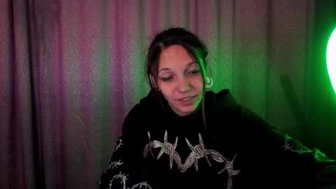 Snapshot of psyheya chatting on December 26, 5:40 pm LUCY ----- online show from December 26, 5:40 pm