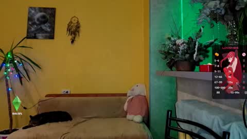 Snapshot of psyheya chatting on December 16, 7:08 pm LUCY ----- online show from December 16, 7:08 pm