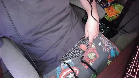 your mysterious man online show from April 21, 2:15 am