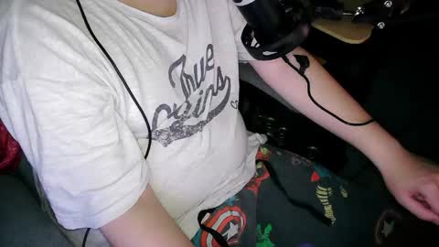 your mysterious man online show from April 23, 2:46 am