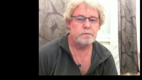 ptitrouquin online show from November 19, 6:41 pm