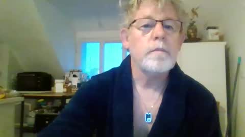 ptitrouquin online show from January 15, 8:08 am