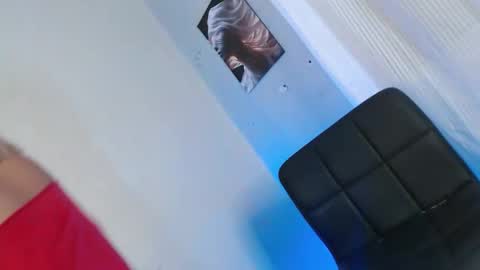 public_slut_cam online show from April 3, 10:08 pm