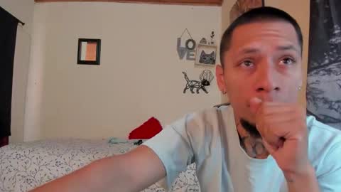 puccaygaru69 online show from April 4, 12:57 pm