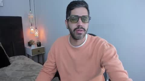 Snapshot of puch16 chatting on September 29, 3:50 pm Diego online show from September 29, 3:50 pm