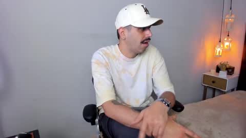 Snapshot of puch16 chatting on March 16, 7:07 pm Diego online show from March 16, 7:07 pm