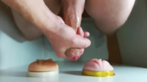 Snapshot of pude90 chatting on September 12, 5:29 am PuDe90 online show from September 12, 5:29 am