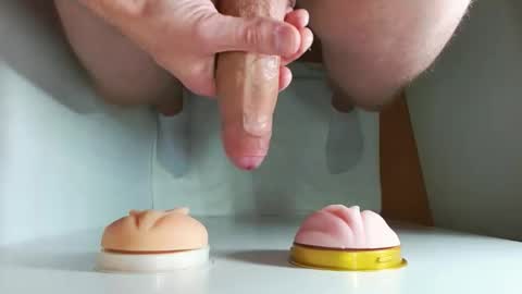 Snapshot of pude90 chatting on September 17, 5:53 am PuDe90 online show from September 17, 5:53 am