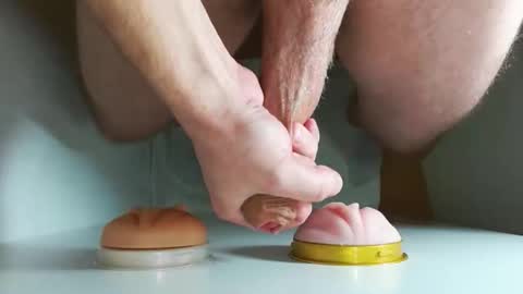 Snapshot of pude90 chatting on September 28, 5:02 am PuDe90 online show from September 28, 5:02 am