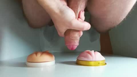 Snapshot of pude90 chatting on October 8, 5:38 am PuDe90 online show from October 8, 5:38 am