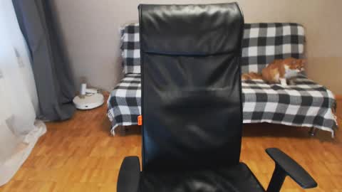 Snapshot of puma_ma chatting on December 27, 7:08 am Polly online show from December 27, 7:08 am